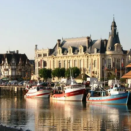 Maison De Charme, Vue Panoramique Sur L'estuaire Holiday home Trouville-sur-Mer